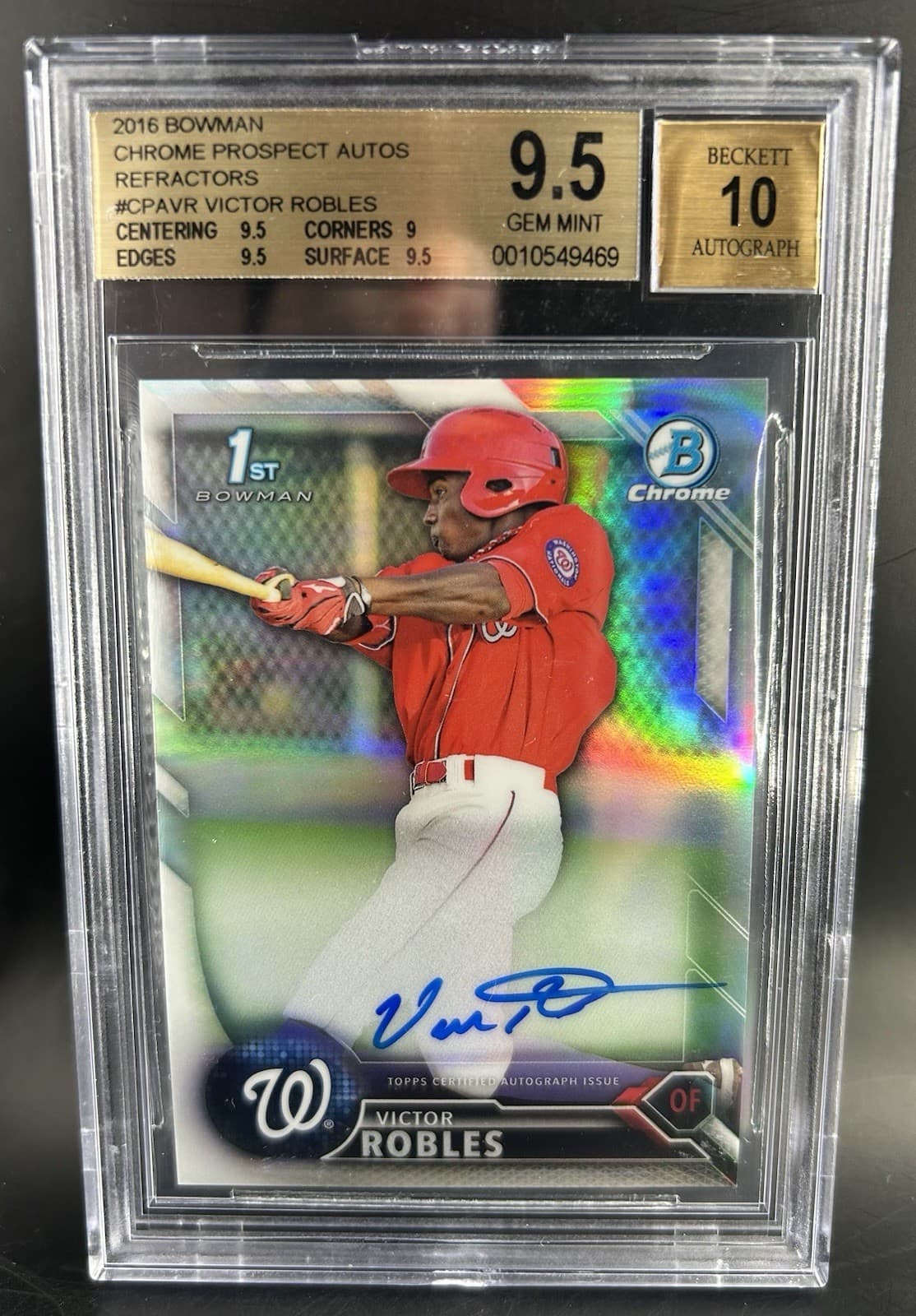 2016 Bowman Chrome Prospect Autos- Victor Robles (RC) Refractor /499. BGS 9.5/10