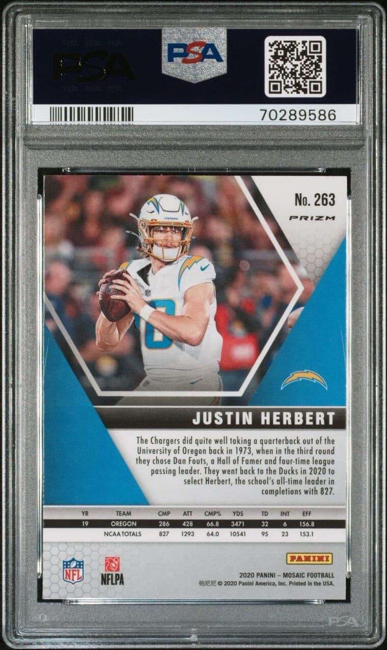 2020 Panini Mosaic Justin Herbert Camo Pink PSA 10 #263