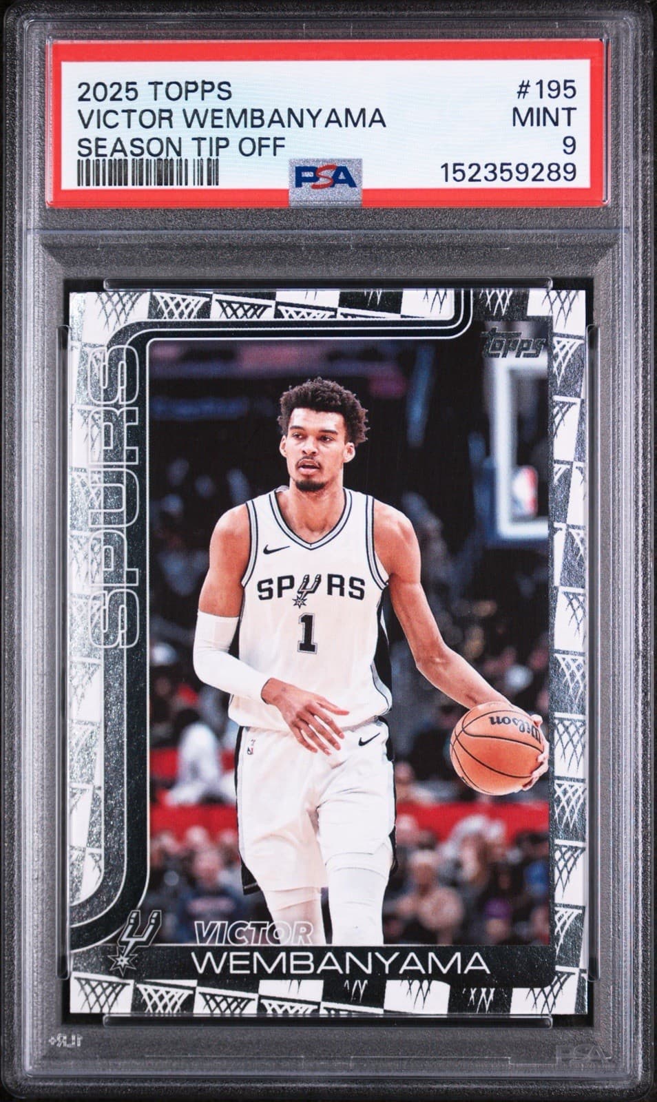 2025-26 Topps - Victor Wembanyama #195 Season Tip-Off. PSA 9 MINT