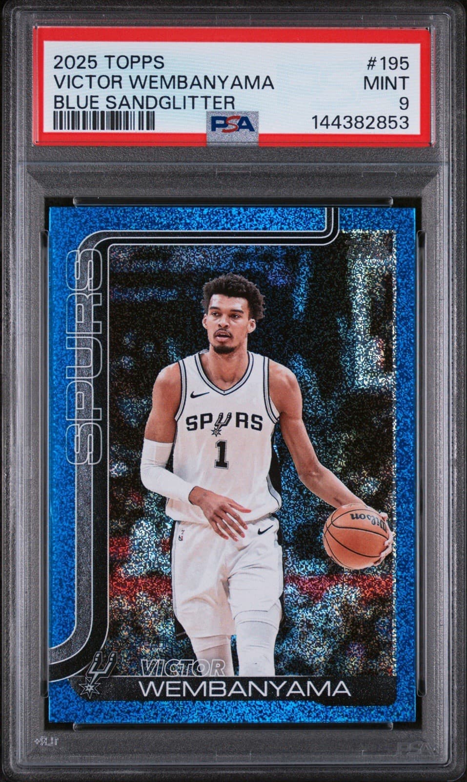 2025-26 Topps - Victor Wembanyama #195 Blue Sandglitter. PSA 9 MINT